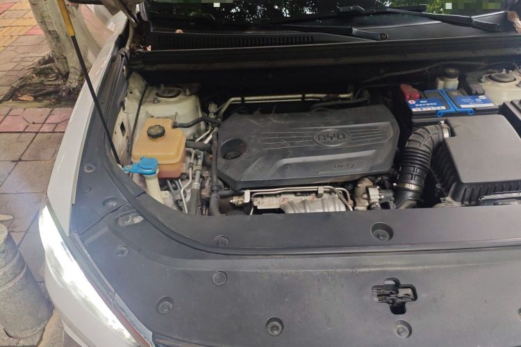 Used BYD Song Pro 2019 1.5T Automatic Luxury Model Engine Bay Right