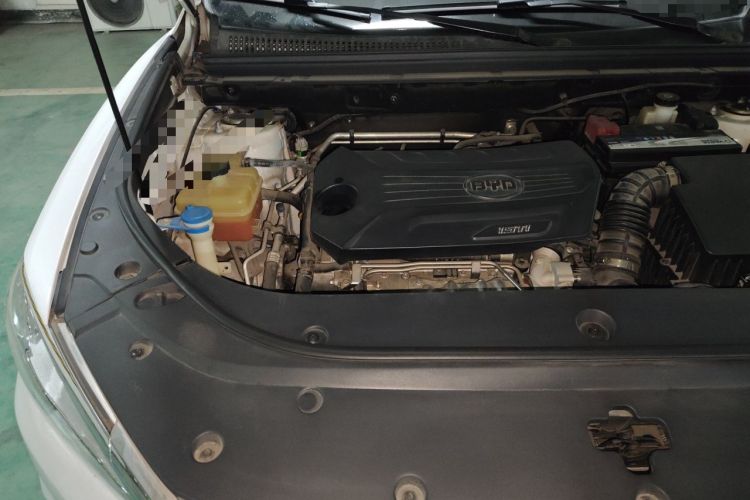 Used BYD Song Pro 2019 1.5T Automatic Luxury Model Engine Bay Right