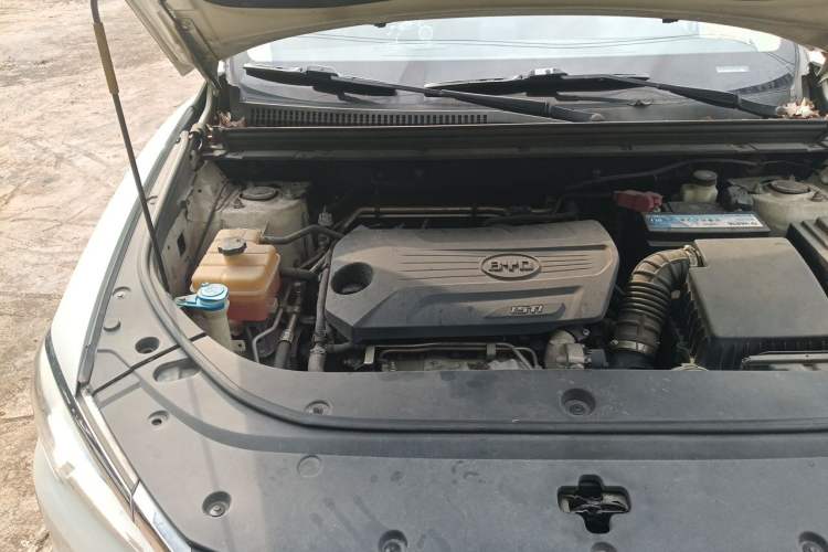 Used BYD Song Pro 2019 1.5T Automatic Prestige Model Engine Bay Right