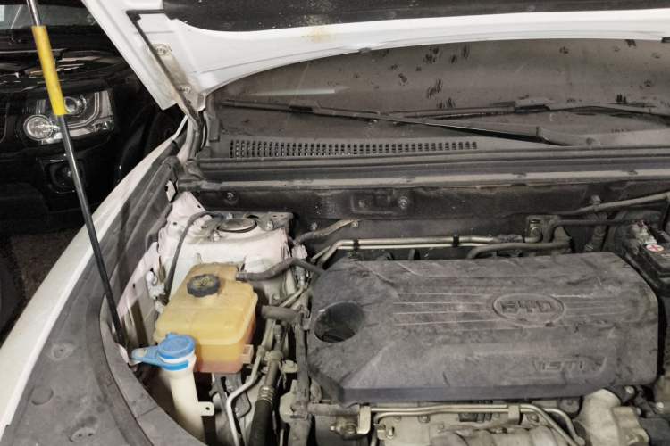 Used BYD Song Pro 2019 1.5T Automatic Luxury Model Engine Bay Right