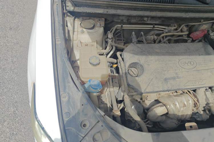 Used BYD Song Pro 2019 1.5T Automatic Luxury Model Engine Bay Right