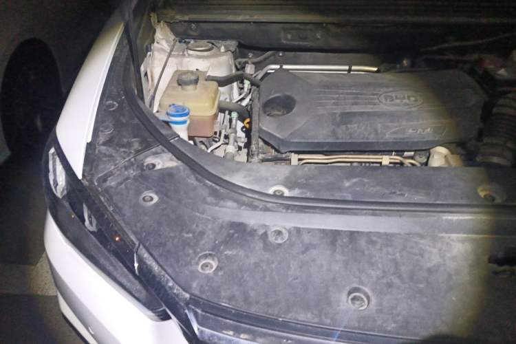 Used BYD Song Pro 2019 1.5T Automatic Elite Edition Engine Bay Right
