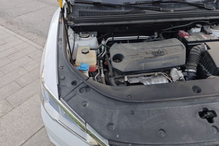 Used BYD Song Pro 2019 1.5T Automatic Luxury Model Engine Bay Right