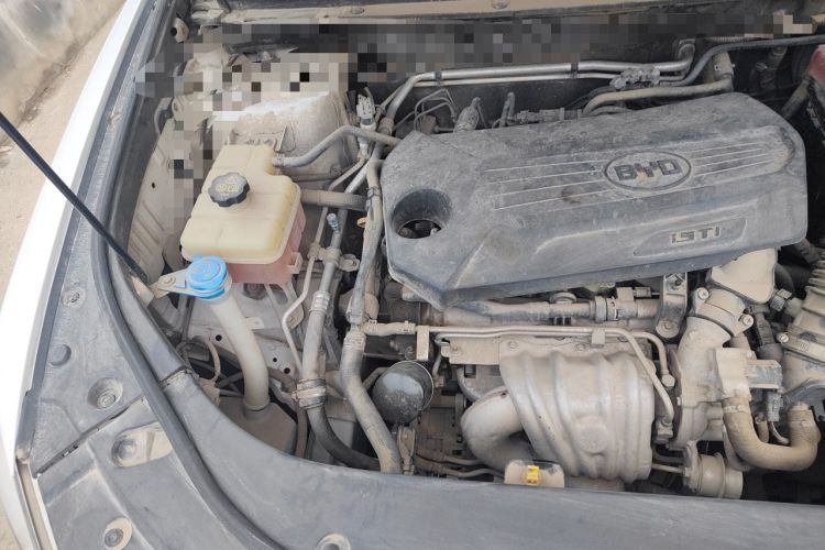 Used BYD Song Pro 2019 1.5T Automatic Luxury Model Engine Bay Right