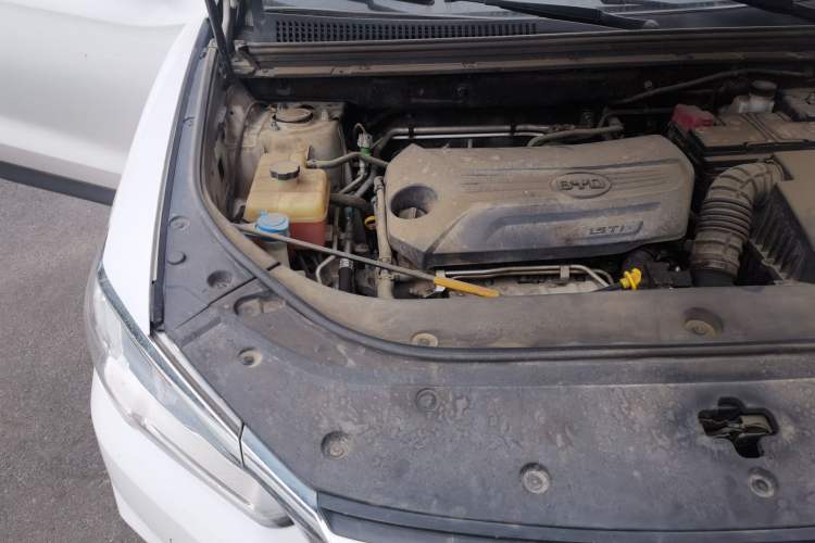 Used BYD Song Pro 2019 1.5T Automatic Prestige Model Engine Bay Right