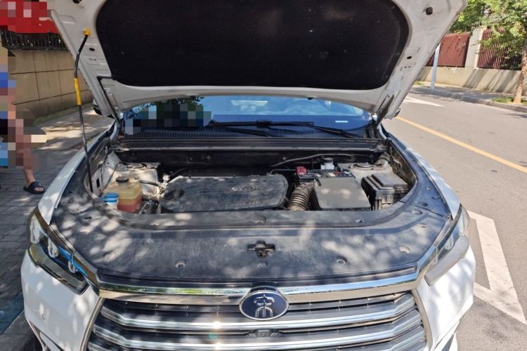 Used BYD Song Pro 2019 1.5T Automatic Luxury Model Engine Bay