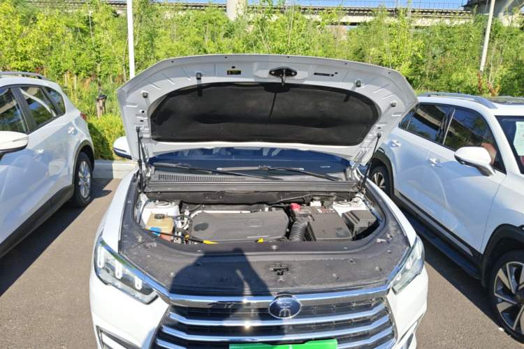 Used BYD Song Pro 2019 1.5T Automatic Elite Edition Engine Bay