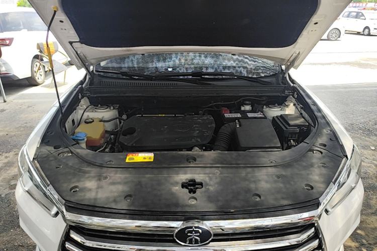 Used BYD Song Pro 2019 1.5T Automatic Elite Edition Engine Bay