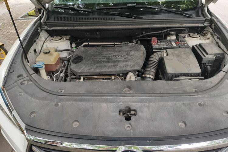 Used BYD Song Pro 2019 1.5T Automatic Luxury Model Engine Bay