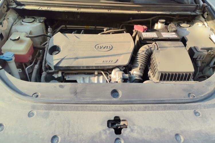 Used BYD Song Pro 2019 1.5T Automatic Prestige Model Engine Bay