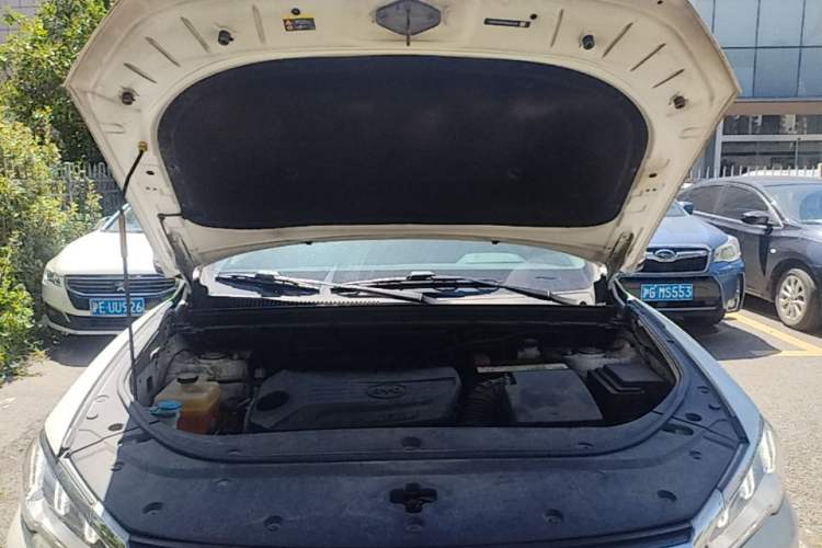 Used BYD Song Pro 2019 1.5T Automatic Luxury Model Engine Bay