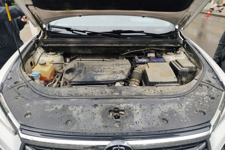 Used BYD Song Pro 2019 1.5T Automatic Elite Edition Engine Bay
