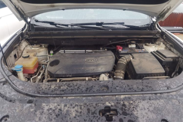Used BYD Song Pro 2019 1.5T Automatic Luxury Model Engine Bay