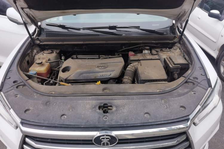 Used BYD Song Pro 2019 1.5T Automatic Prestige Model Engine Bay