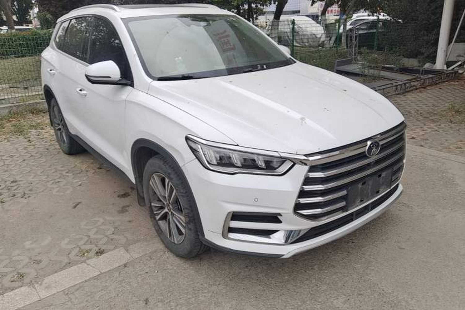 Used BYD Song Pro 2019 1.5T Automatic Luxury Model Exterior 1