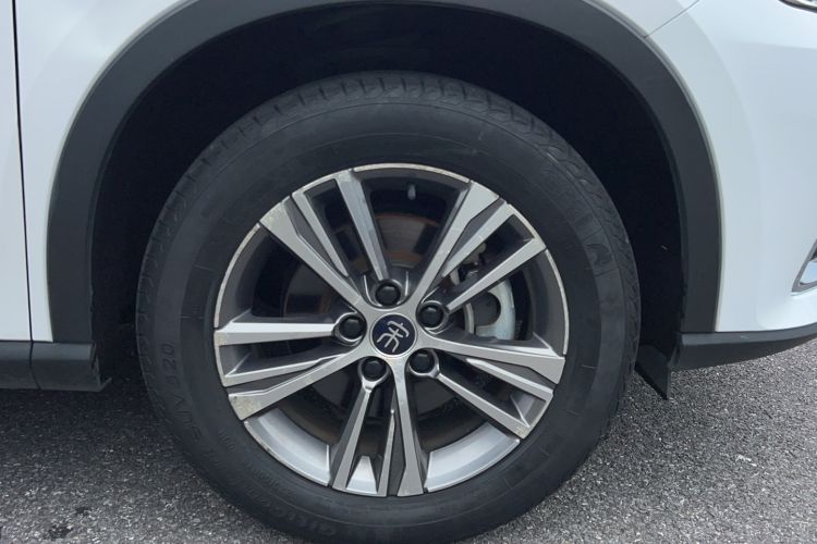 Used BYD Song Pro 2019 1.5T Automatic Luxury Model Exterior 12