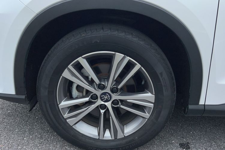 Used BYD Song Pro 2019 1.5T Automatic Luxury Model Exterior 13