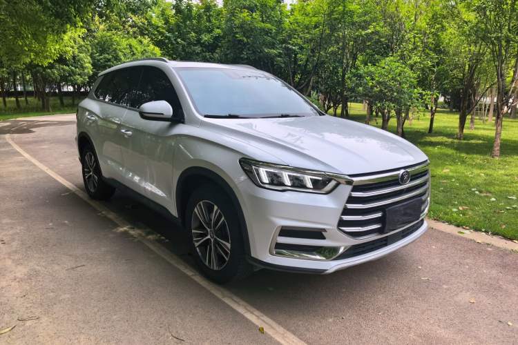 Used BYD Song Pro 2019 1.5T Automatic Elite Edition Exterior 2