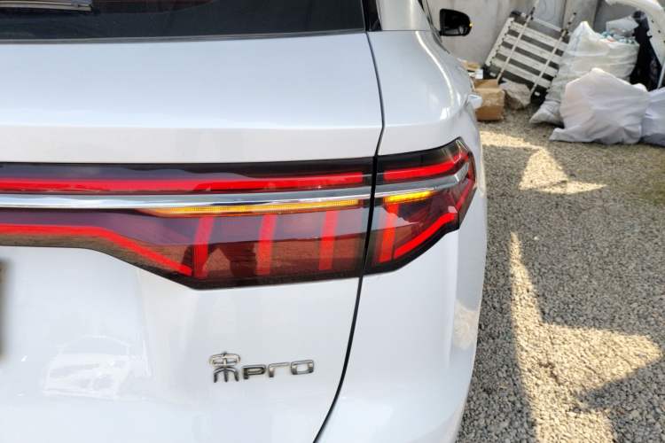 Used BYD Song Pro 2019 1.5T Automatic Luxury Model Exterior 2