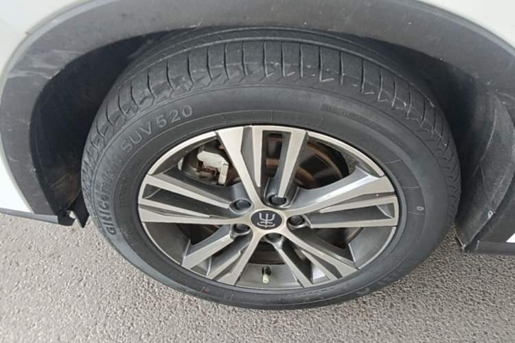 Used BYD Song Pro 2019 1.5T Automatic Elite Edition Exterior 3