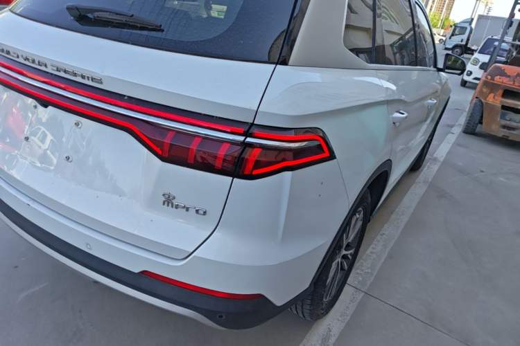 Used BYD Song Pro 2019 1.5T Automatic Luxury Model Exterior 3
