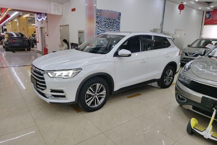 Used BYD Song Pro 2019 1.5T Automatic Elite Edition Exterior 3