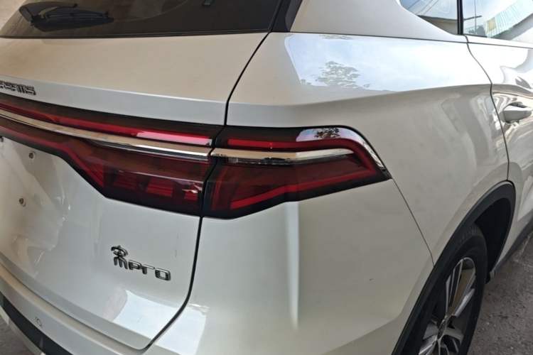 Used BYD Song Pro 2019 1.5T Automatic Luxury Model Exterior 3