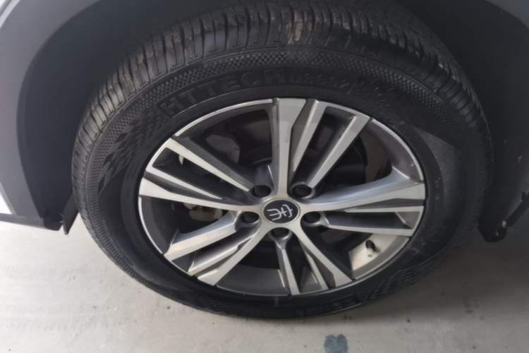 Used BYD Song Pro 2019 1.5T Automatic Elite Edition Exterior 4