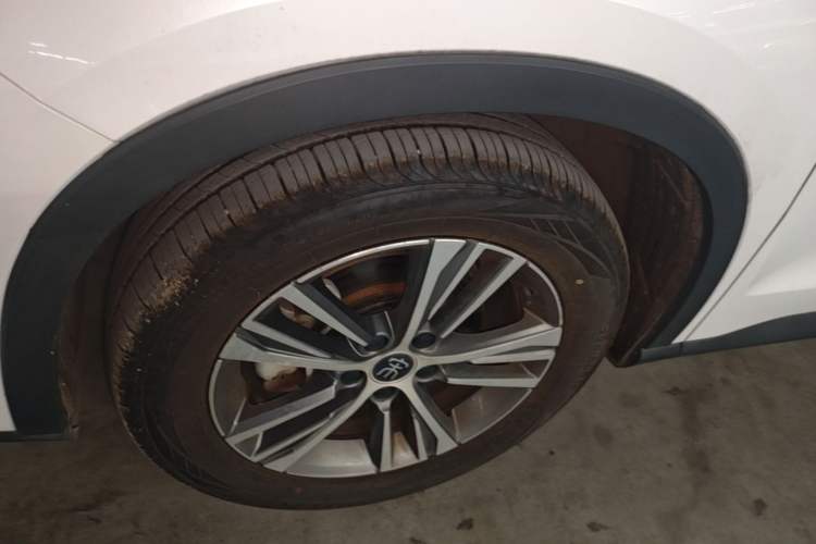 Used BYD Song Pro 2019 1.5T Automatic Elite Edition Exterior 4