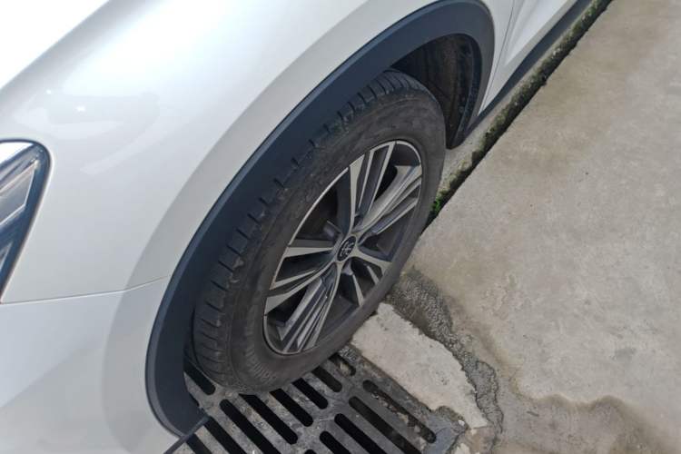 Used BYD Song Pro 2019 1.5T Automatic Luxury Model Exterior 4