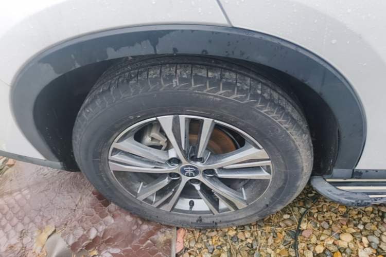 Used BYD Song Pro 2019 1.5T Automatic Luxury Model Exterior 5