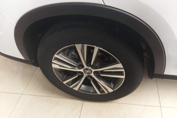 Used BYD Song Pro 2019 1.5T Automatic Luxury Model Exterior 5