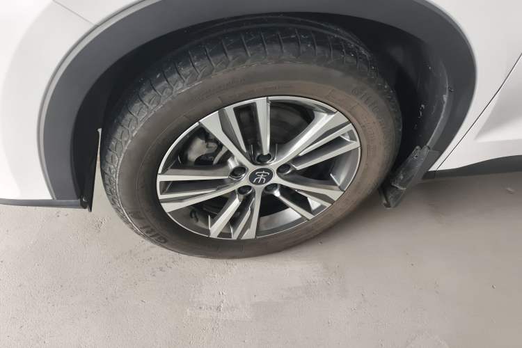 Used BYD Song Pro 2019 1.5T Automatic Elite Edition Exterior 7