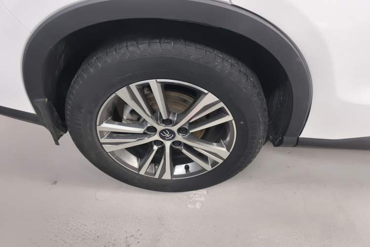 Used BYD Song Pro 2019 1.5T Automatic Elite Edition Exterior 8