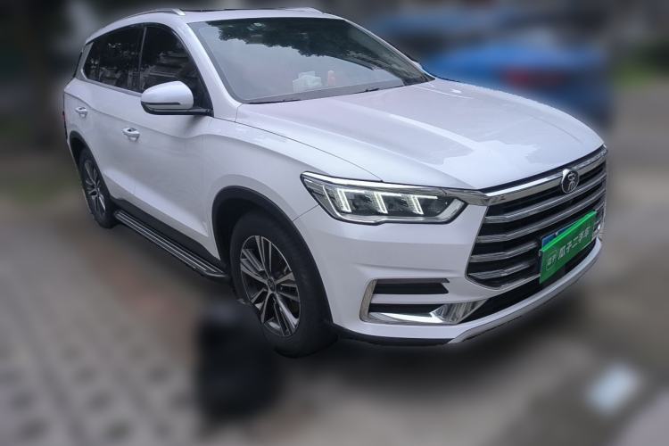 Used BYD Song Pro 2019 1.5T Automatic Elite Edition Front Right 45 Deg