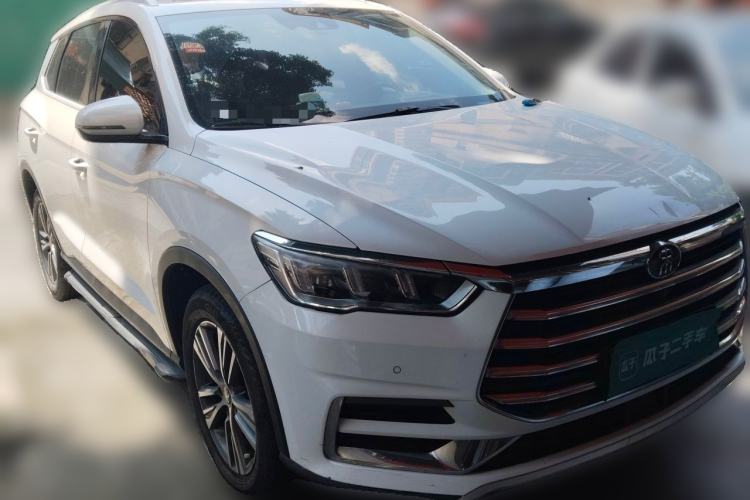 Used BYD Song Pro 2019 1.5T Automatic Luxury Model Front Right 45 Deg