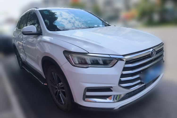 Used BYD Song Pro 2019 1.5T Automatic Elite Edition Front Right 45 Deg