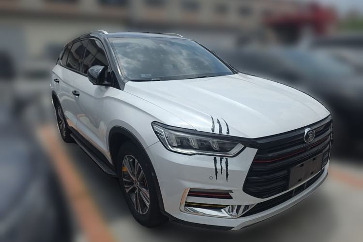 Used BYD Song Pro 2019 1.5T Automatic Luxury Model Front Right 45 Deg