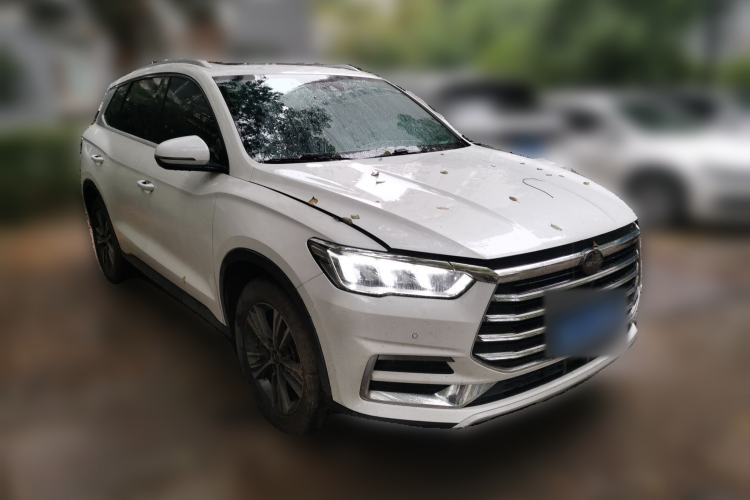 Used BYD Song Pro 2019 1.5T Automatic Luxury Model Front Right 45 Deg