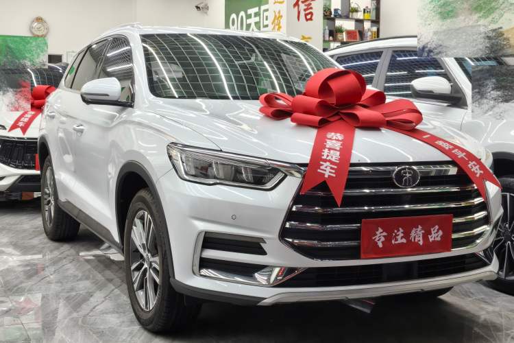 Used BYD Song Pro 2019 1.5T Automatic Luxury Model Front Right 45 Deg