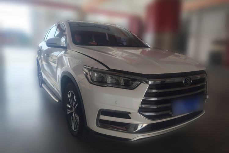 Used BYD Song Pro 2019 1.5T Automatic Prestige Model Front Right 45 Deg