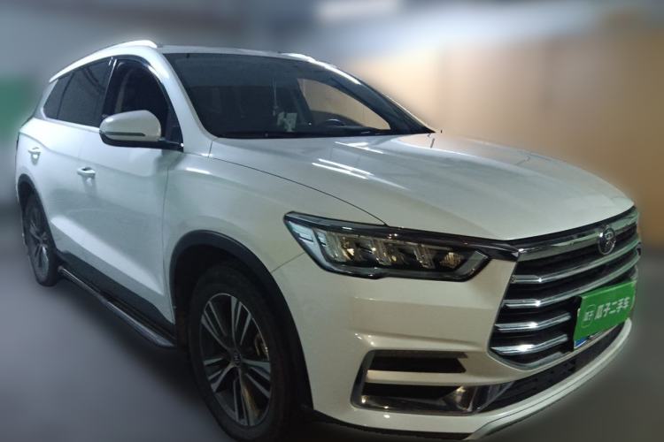 Used BYD Song Pro 2019 1.5T Automatic Elite Edition Front Right 45 Deg