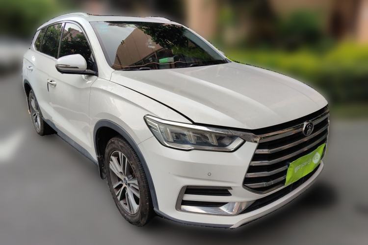 Used BYD Song Pro 2019 1.5T Automatic Luxury Model Front Right 45 Deg