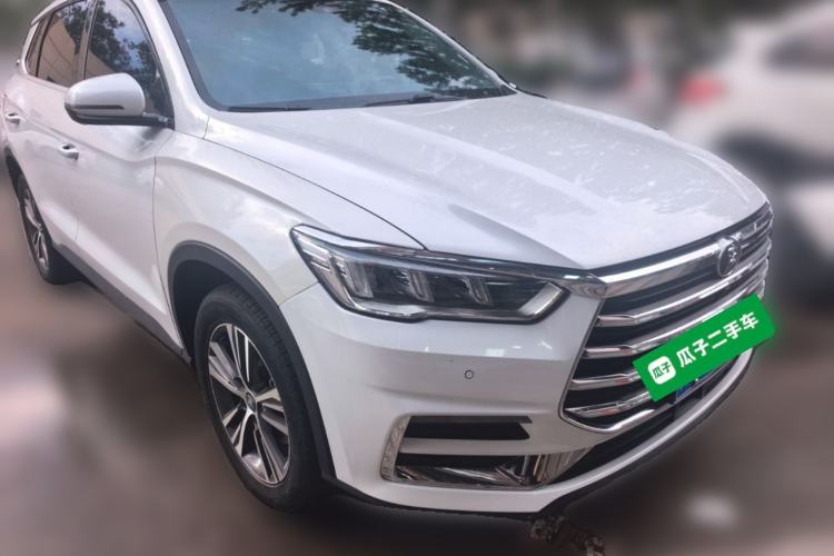 Used BYD Song Pro 2019 1.5T Automatic Luxury Model Front Right 45 Deg