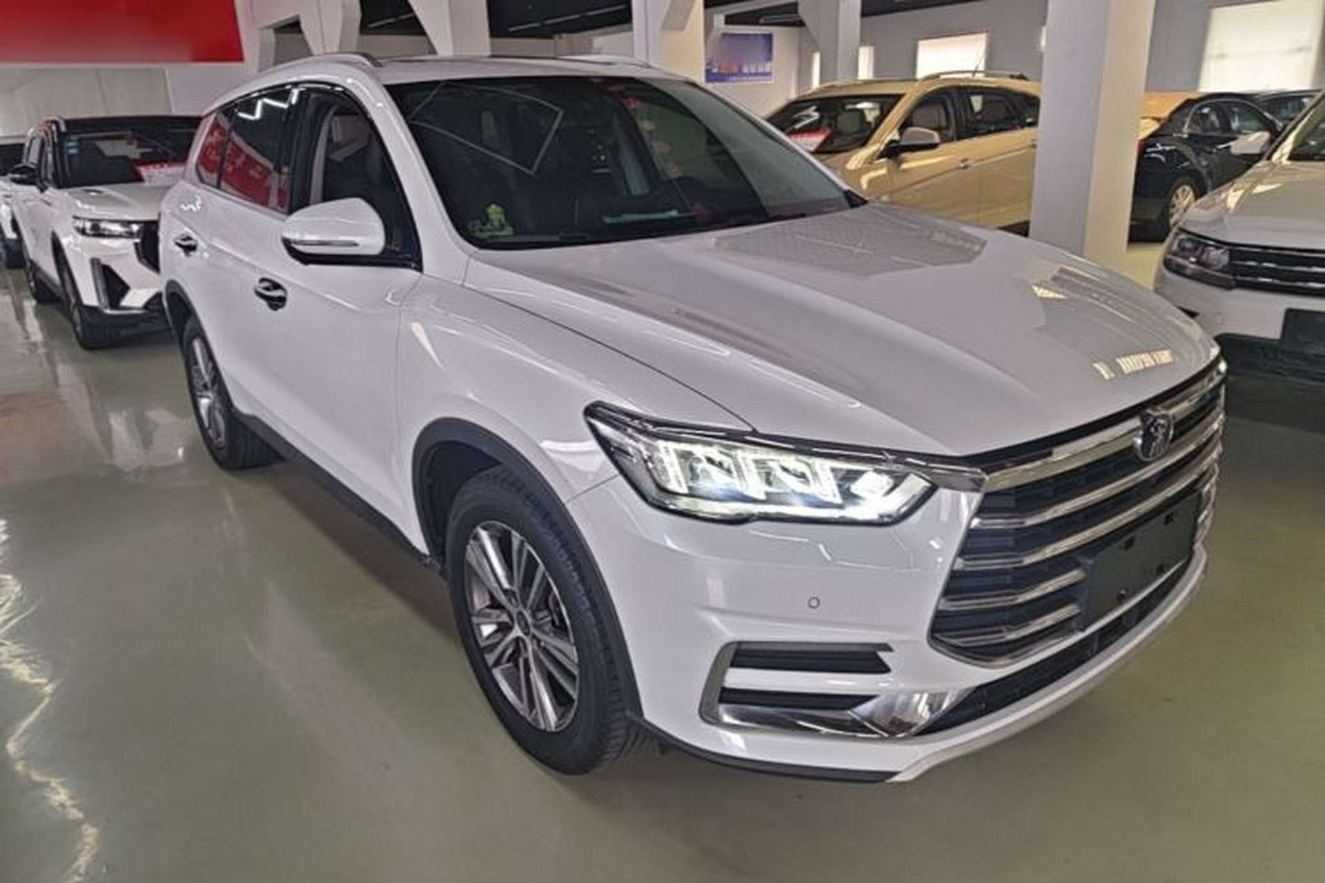 Used BYD Song Pro 2019 1.5T Automatic Luxury Model Front Right 45 Deg
