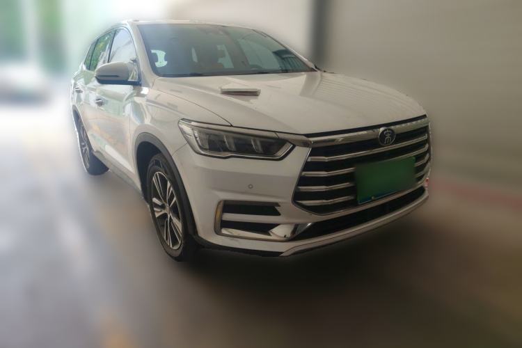Used BYD Song Pro 2019 1.5T Automatic Luxury Model Front Right 45 Deg