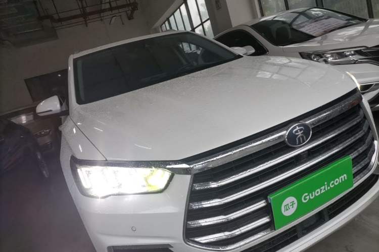 Used BYD Song Pro 2019 1.5T Automatic Luxury Model Front Right 45 Deg