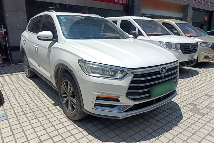 Used BYD Song Pro 2019 1.5T Automatic Luxury Model Front Right 45 Deg