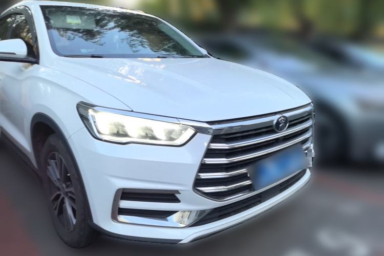 Used BYD Song Pro 2019 1.5T Automatic Elite Edition Front Right 45 Deg