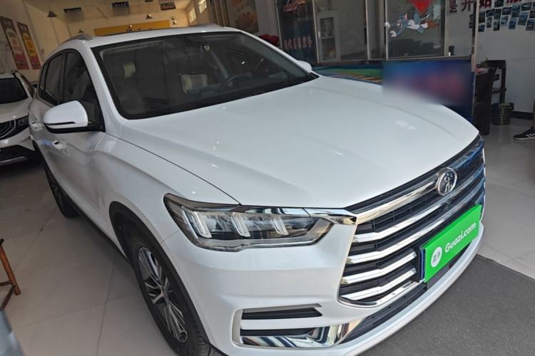 Used BYD Song Pro 2019 1.5T Automatic Elite Edition Front Right 45 Deg